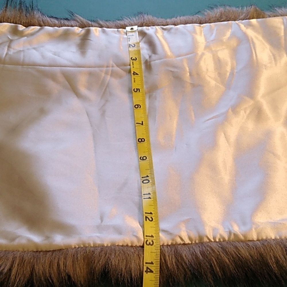 Long Haired Satin Lined Stole/Wrap Possible Coyot… - image 6